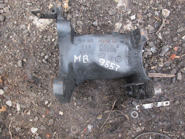 Кронштейн ГУРа гидроусителя Мерседес актрос MP1 9414610240